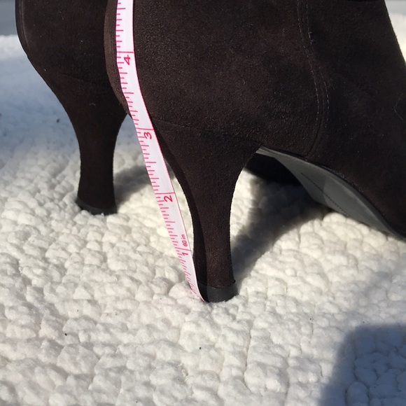 Stuart Weitzman Cocoa Suede Ankle Boots - Picture 6 of 8